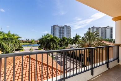 LOWEST PRICED UNIT IIN HAMMOCK BAY. Updated, this 3 bedroom, 2 on Hammock Bay in Florida - for sale on GolfHomes.com, golf home, golf lot