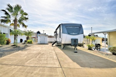 FLORIDA LIVING AT IT'S BEST! THIS 55+COMMUNITY YOU OWN YOUR on Southern Dunes Golf and Country Club in Florida - for sale on GolfHomes.com, golf home, golf lot