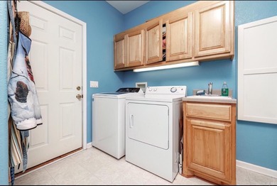 Welcome to 117 Cifuentes Way, a charming 3BR, 4BA custom home on Ponce De Leon Golf Course in Arkansas - for sale on GolfHomes.com, golf home, golf lot