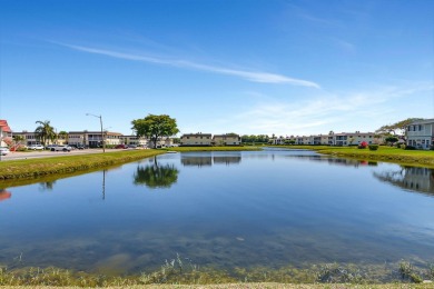 Discover this beautifully updated ground-floor unit, offering 1 on Kings Point Golf -Flanders Way in Florida - for sale on GolfHomes.com, golf home, golf lot
