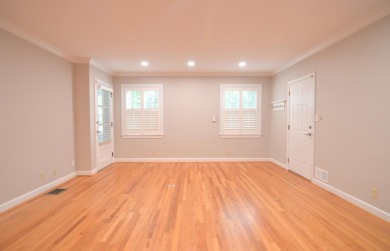 Location! Location! Easy Living Step Free/One Level Living from on Fort Mitchell Country Club in Kentucky - for sale on GolfHomes.com, golf home, golf lot