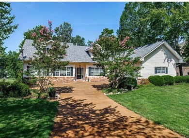 Welcome to 117 Cifuentes Way, a charming 3BR, 4BA custom home on Ponce De Leon Golf Course in Arkansas - for sale on GolfHomes.com, golf home, golf lot
