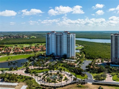 LOWEST PRICED UNIT IIN HAMMOCK BAY. Updated, this 3 bedroom, 2 on Hammock Bay in Florida - for sale on GolfHomes.com, golf home, golf lot