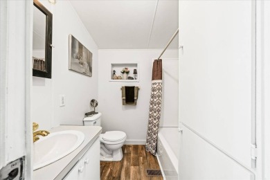 This spacious Park Model in Holiday Out had been completely on Lake Tansi Village Country Club in Tennessee - for sale on GolfHomes.com, golf home, golf lot