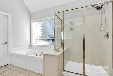 Traditional all-brick 6BR, 4BA home on the 6th tee box of on Birkdale Golf Club in North Carolina - for sale on GolfHomes.com, golf home, golf lot