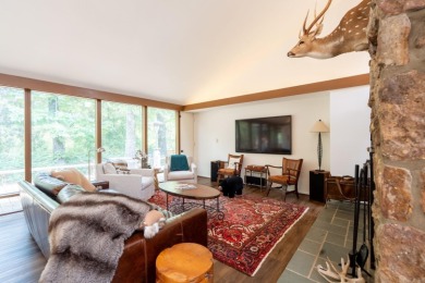 This 3-bedroom, 3-bath 1-level home on Ridge Road at Eden Isle on Red Apple Inn and Country Club in Arkansas - for sale on GolfHomes.com, golf home, golf lot