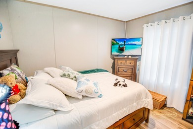 LOOK NO FURTHER!!! Here is your sleek 2-year-old custom on Prestwick Country Club in South Carolina - for sale on GolfHomes.com, golf home, golf lot