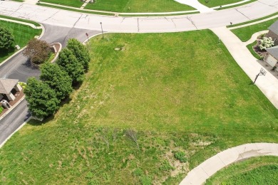DON'T MISS YOUR LAST CHANCE TO BUILD YOUR DREAM HOME IN THE on Far Oaks Golf Club in Illinois - for sale on GolfHomes.com, golf home, golf lot