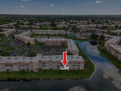 Easy to show!!! Beautiful, fully remodeled, featuring 2 spacious on Sunrise Lakes Phase III in Florida - for sale on GolfHomes.com, golf home, golf lot