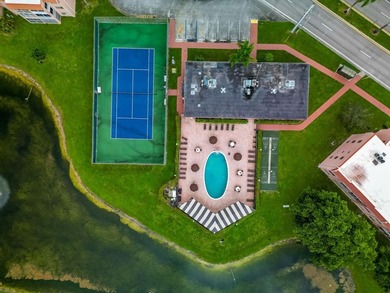 Easy to show!!! Beautiful, fully remodeled, featuring 2 spacious on Sunrise Lakes Phase III in Florida - for sale on GolfHomes.com, golf home, golf lot