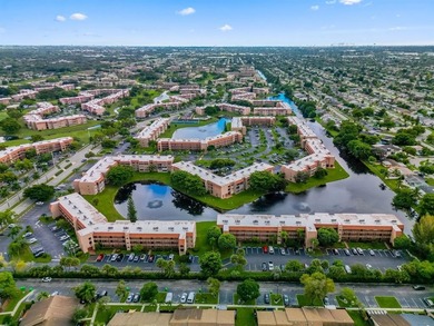 Easy to show!!! Beautiful, fully remodeled, featuring 2 spacious on Sunrise Lakes Phase III in Florida - for sale on GolfHomes.com, golf home, golf lot