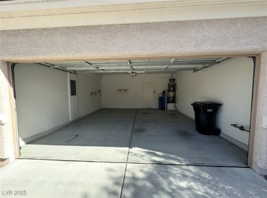 SUPER CLEAN AND LIGHTLY LIVED IN VIRGINIA MODEL.  BEAUTIFUL on Revere Golf Club in Nevada - for sale on GolfHomes.com, golf home, golf lot