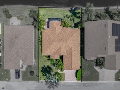 THE CDD BOND IS FULLY PAID on this well-maintained on Lake Ashton Golf Club in Florida - for sale on GolfHomes.com, golf home, golf lot