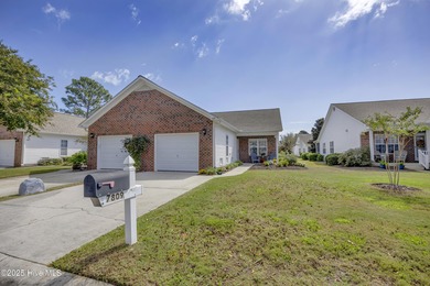 Welcome to 7809 Trap Way, a light-filled end-unit townhome in on Masonboro Country Club in North Carolina - for sale on GolfHomes.com, golf home, golf lot