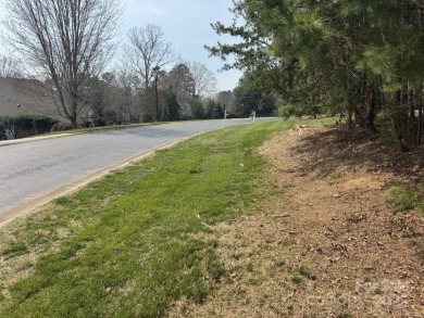 Great building site located in the Glenbrook Springs on Old North State Club at Uwharrie Point Golf community in North Carolina - for sale on GolfHomes.com, golf home, golf lot