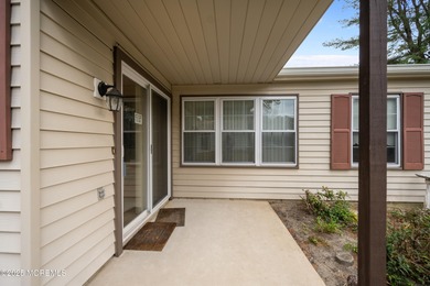 Leisure Village West- This 2 bedroom, 2 bath home is located on Leisure Village West Assoc. in New Jersey - for sale on GolfHomes.com, golf home, golf lot