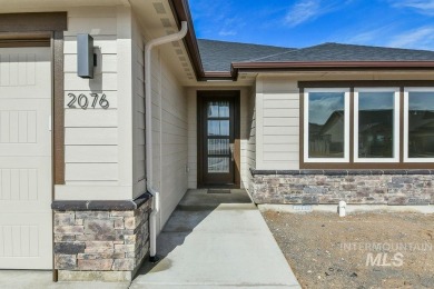 Welcome to the Willowcreek by Pioneer Homes!  With quality on Hunters Point Golf Club in Idaho - for sale on GolfHomes.com, golf home, golf lot