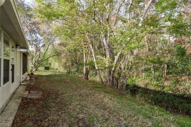 Under contract-accepting backup offers. Welcome to Paradise on Summertree Golf Course in Florida - for sale on GolfHomes.com, golf home, golf lot
