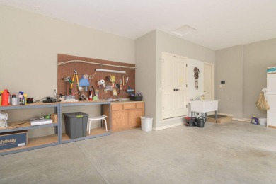 Motivated Seller Reduced to below Appraised Value by $18,000 at on Ledgestone Country Club and Golf Course in Missouri - for sale on GolfHomes.com, golf home, golf lot