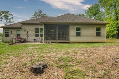 Motivated Seller Reduced to below Appraised Value by $18,000 at on Ledgestone Country Club and Golf Course in Missouri - for sale on GolfHomes.com, golf home, golf lot