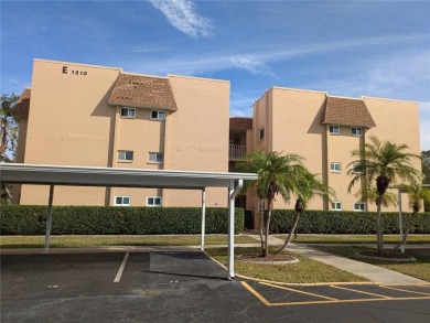 METICULIOUSLY MAINTAINED CONDO IN GLEN OAKS GARDEN. QUIET SECOND on Bobby Jones Golf Club in Florida - for sale on GolfHomes.com, golf home, golf lot