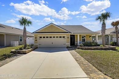 **POOL HOME**WATERFRONT**GATED COMMUNITY** Welcome to this on Slammer and Squire Golf Course in Florida - for sale on GolfHomes.com, golf home, golf lot