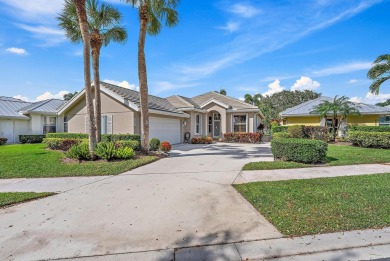 BEAUTIFUL LAKEFRONT 3BR, 2BA, 2CG Open Concept Hampton model on Monarch Country Club in Florida - for sale on GolfHomes.com, golf home, golf lot