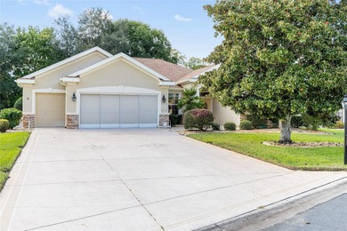 One or more photo(s) has been virtually staged. Del Webb on Eagle Ridge At Spruce Creek Country Club in Florida - for sale on GolfHomes.com, golf home, golf lot
