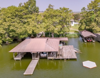 EVERYTHING YOU COULD WANT IN A LAKEHOUSE on Lake Bruin Golf and Country Club in Louisiana - for sale on GolfHomes.com, golf home, golf lot