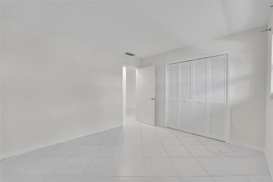 Great 1/1 Condo perfect home or Investment! Renting Allowed on Coral Ridge Country Club in Florida - for sale on GolfHomes.com, golf home, golf lot