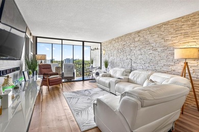 Stylish Top Floor Condo in Clearwater's Cove Cay Community on Cove Cay Country Club in Florida - for sale on GolfHomes.com, golf home, golf lot