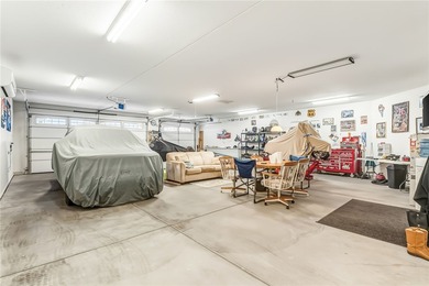 Welcome to this stunning modern 3 bedroom/2 bathroom home built on Desert Lakes Golf Course in Arizona - for sale on GolfHomes.com, golf home, golf lot