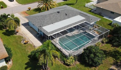 Welcome to Paradise! BACK ON THE MARKET with a BRAND NEW ROOF! 
 on Venice East Golf Club in Florida - for sale on GolfHomes.com, golf home, golf lot