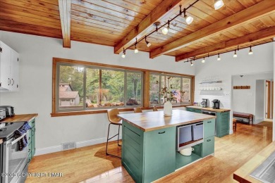 Step into this 3-bedroom, 2-bath Lake Harmony home showcasing on Split Rock Resort and Country Club in Pennsylvania - for sale on GolfHomes.com, golf home, golf lot