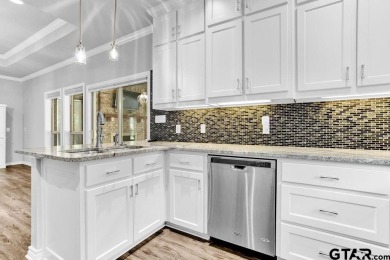 Enjoy resort style living in this beautiful 3-bedroom, 2.5-bath on Hide-A-Way Lake Golf Course in Texas - for sale on GolfHomes.com, golf home, golf lot