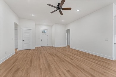 Brand-new construction 3-bedroom, 2-bath home located in the on Bella Vista Country Club - Scottsdale in Arkansas - for sale on GolfHomes.com, golf home, golf lot