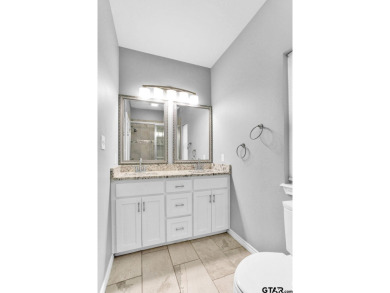 Enjoy resort style living in this beautiful 3-bedroom, 2.5-bath on Hide-A-Way Lake Golf Course in Texas - for sale on GolfHomes.com, golf home, golf lot