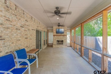 Enjoy resort style living in this beautiful 3-bedroom, 2.5-bath on Hide-A-Way Lake Golf Course in Texas - for sale on GolfHomes.com, golf home, golf lot
