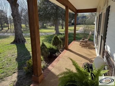 Beautiful 4-bedroom, 3.5-bath country home on 2.6 acres with on Paris Golf and Country Club in Tennessee - for sale on GolfHomes.com, golf home, golf lot