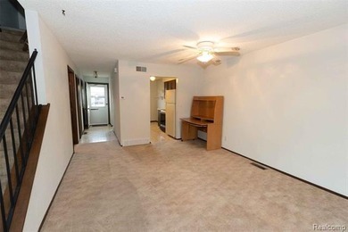 You could start your new year, with your new condo. Clean and on Marysville Golf Course in Michigan - for sale on GolfHomes.com, golf home, golf lot