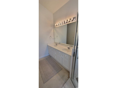 Single level 4 bedrooms, 3 full baths home on a corner lot in on Arrowhead Country Club in South Carolina - for sale on GolfHomes.com, golf home, golf lot