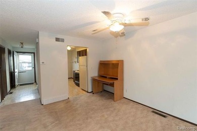 You could start your new year, with your new condo. Clean and on Marysville Golf Course in Michigan - for sale on GolfHomes.com, golf home, golf lot