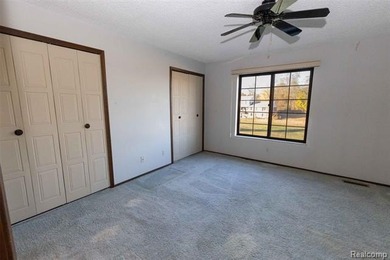 You could start your new year, with your new condo. Clean and on Marysville Golf Course in Michigan - for sale on GolfHomes.com, golf home, golf lot