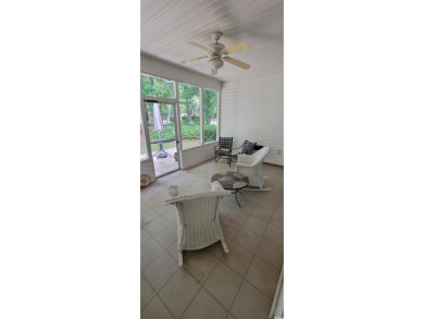 Single level 4 bedrooms, 3 full baths home on a corner lot in on Arrowhead Country Club in South Carolina - for sale on GolfHomes.com, golf home, golf lot