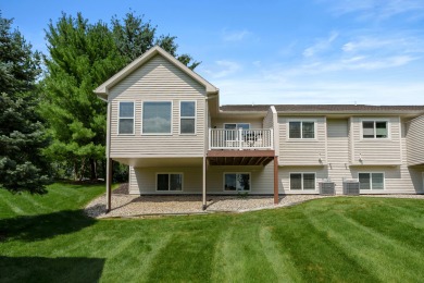 Immaculate, move in ready condo at Redstone Farms! Spacious 3 on Prairies Golf Club in Michigan - for sale on GolfHomes.com, golf home, golf lot
