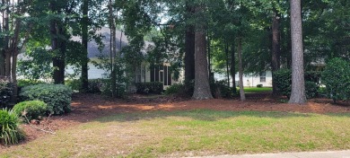 Single level 4 bedrooms, 3 full baths home on a corner lot in on Arrowhead Country Club in South Carolina - for sale on GolfHomes.com, golf home, golf lot