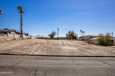 Wow!!! HUGE residential lot and walking distance to the London on London Bridge Golf Course in Arizona - for sale on GolfHomes.com, golf home, golf lot