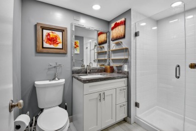 Welcome to Hunters Run Country Club! This 2 bedroom, 2 bathroom on Hunters Run Golf and Country Club in Florida - for sale on GolfHomes.com, golf home, golf lot