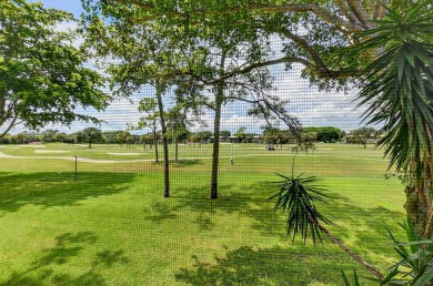 Welcome to Hunters Run Country Club! This 2 bedroom, 2 bathroom on Hunters Run Golf and Country Club in Florida - for sale on GolfHomes.com, golf home, golf lot