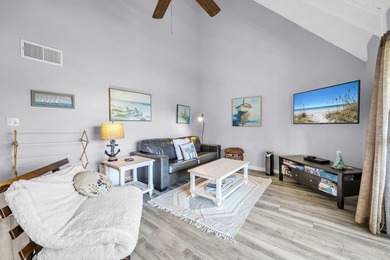 Beautifully updated 2-bedroom, 2-bath condo in the highly on Seascape Golf Course in Florida - for sale on GolfHomes.com, golf home, golf lot